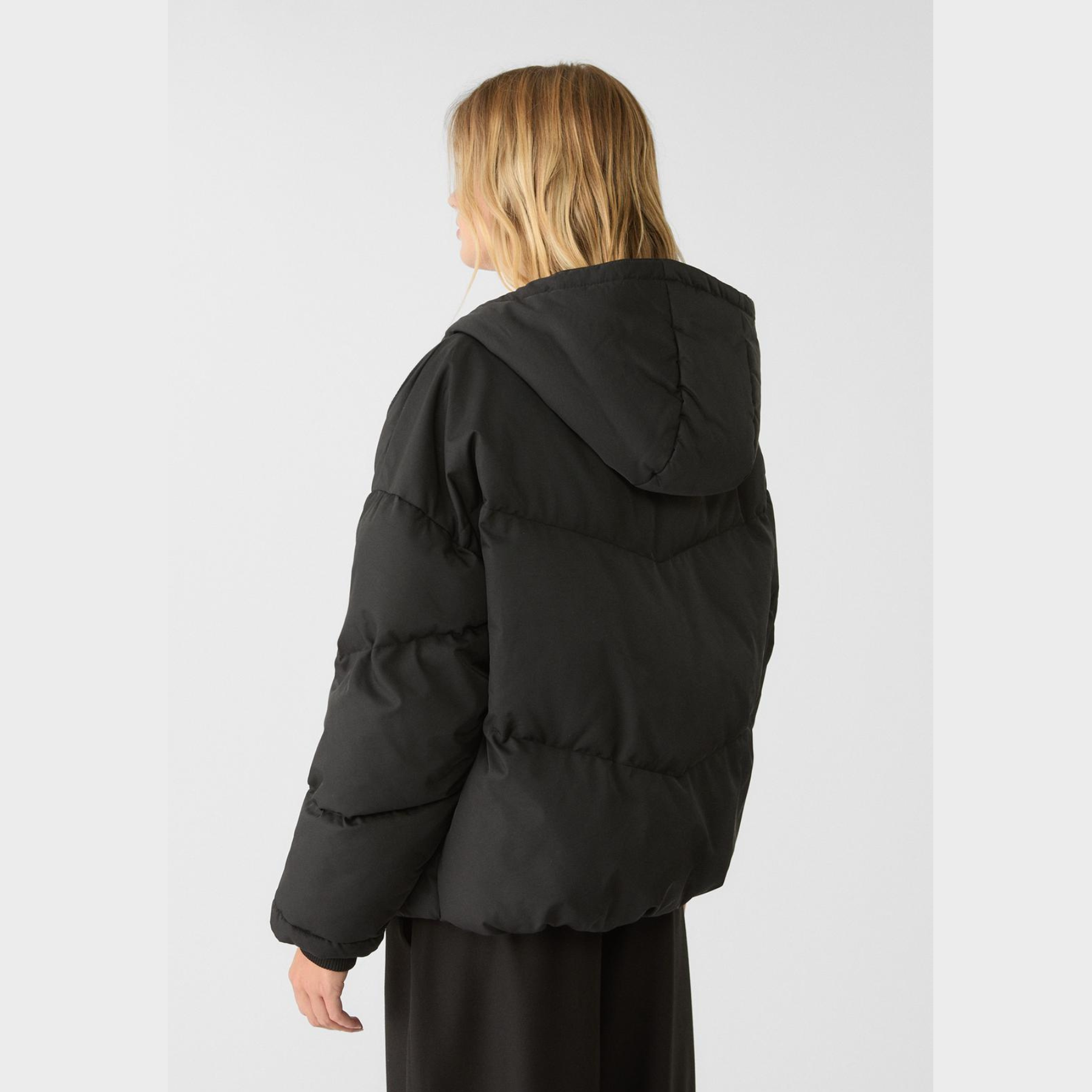 Blouson matelassé oversize à capuche